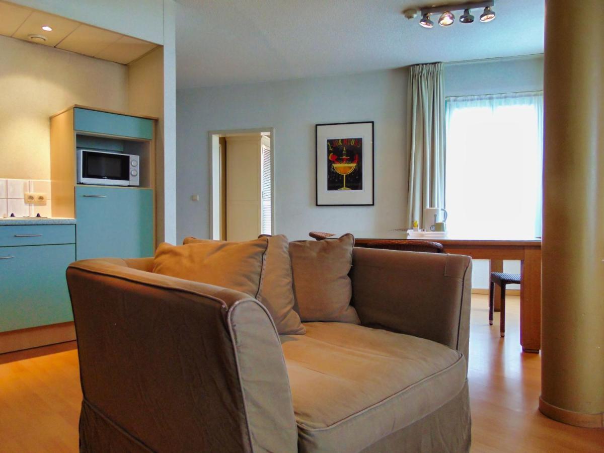 Apart Midi 3* Bruselas